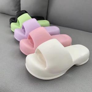 Yesteem Summer Fashion INS Trend High-Heel Slippers for Women Outdoor Sandals with Customized Color Indoor EVA Cloud Feeling