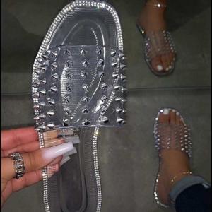 Yesteem Crystal Sandals Women Glitter Rhinestones Rivet Jelly slippers Pretty Fancy Female Slides slippers for Women