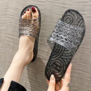 Yesteem Factory Direct Sales Transparent Crystal Slipper Non slip Comfort Women's Jelly Slippers for Daily Wear