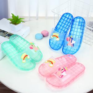 Yesteem Hot Sale Breathable Non-Slip Slipper Indoor Outdoor Cute Horse Comfortable Anti-Slip Wholesale Crystal Sandals for Kids Women